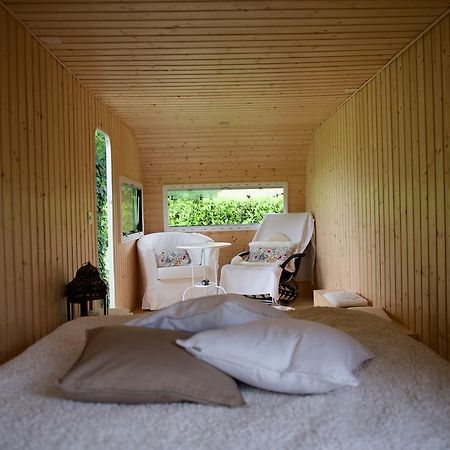 B&B Aura Rossa Quartino Ngoại thất bức ảnh